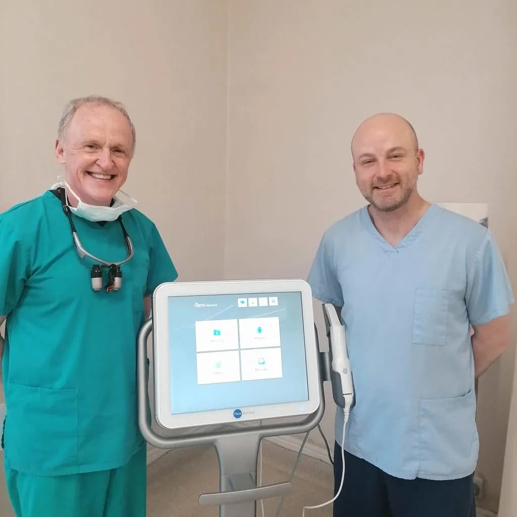 dentists Pat Kilker and Graham Thomson 1024x1024