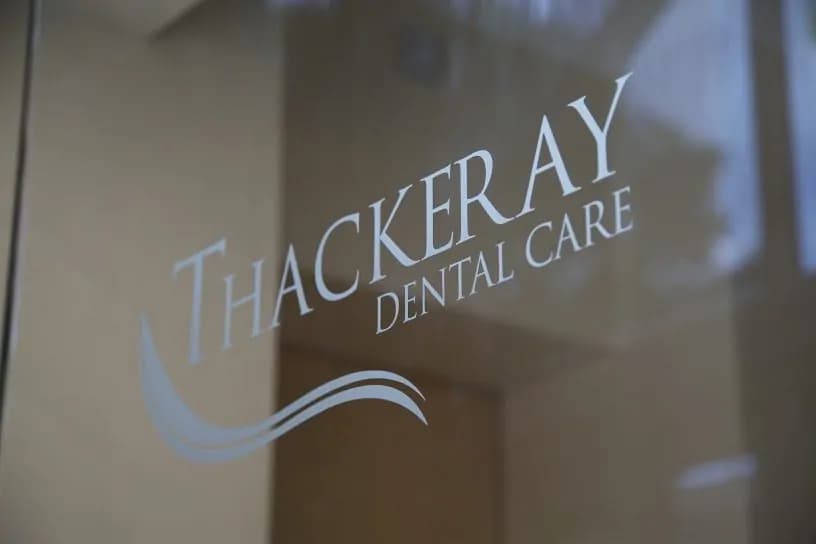 thackeray dental care sign mansfield