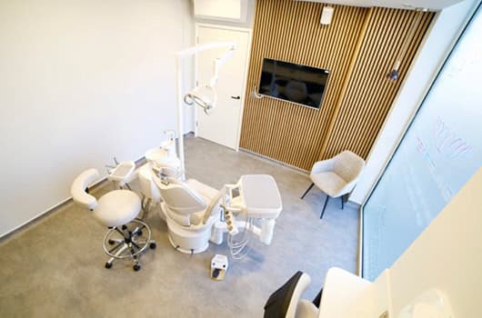 Refresh Dental Private dentist in Twickenham Hampton 4