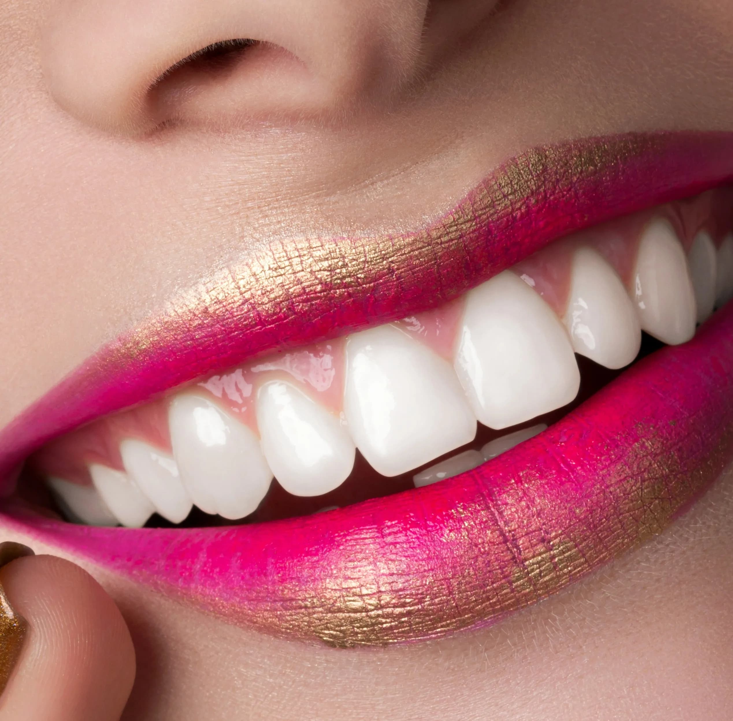 604ce0210401576dfa0617d4 We%20whiten