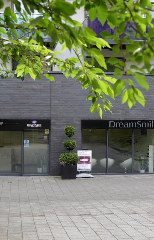 Dream Smile Dental Invisalign Makes the Decision Easy